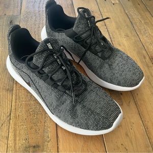 Nike women’s fashion sneaker